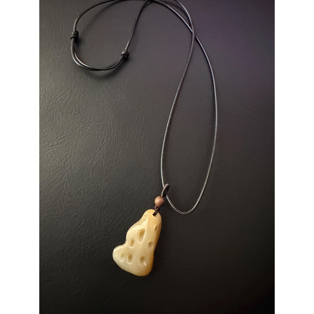 Natural Sugar brown Jade Taihu Stone Pendant Necklace Organic Cave Jade 太湖石 随形